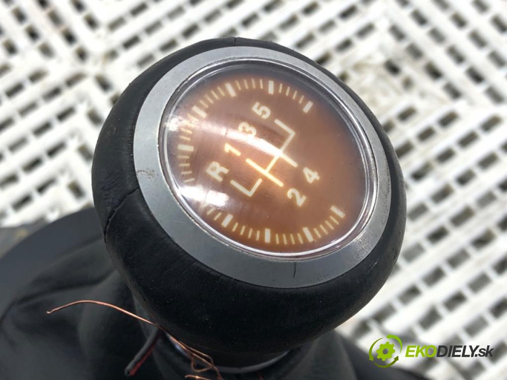 SEAT IBIZA III (6L1) 2002 - 2009    1.4 16V 55 kW [75 KM] benzyna 2002 - 2007  Kulisa 6Q0711049AL (Rýchlostné páky / kulisy)