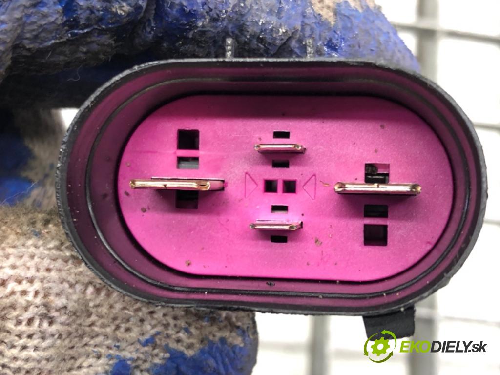 SKODA OCTAVIA III (5E3, NL3, NR3) 2012 - 2022    1.6 TDI 81 kW [110 KM] olej napędowy 2013 - 2022  ventilátor chladiče 5Q0121205AL (Ventilátory)