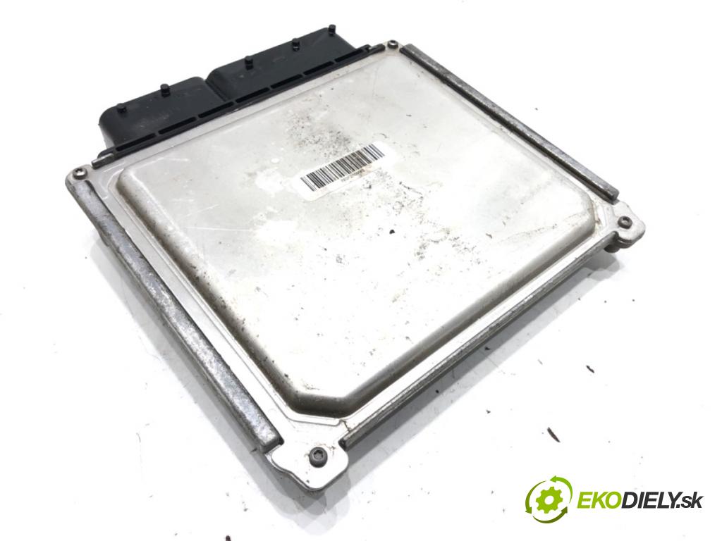 SKODA OCTAVIA III (5E3, NL3, NR3) 2012 - 2022    1.6 TDI 81 kW [110 KM] olej napędowy 2013 - 2022  riadiaca jednotka Motor 04L907445B (Riadiace jednotky)