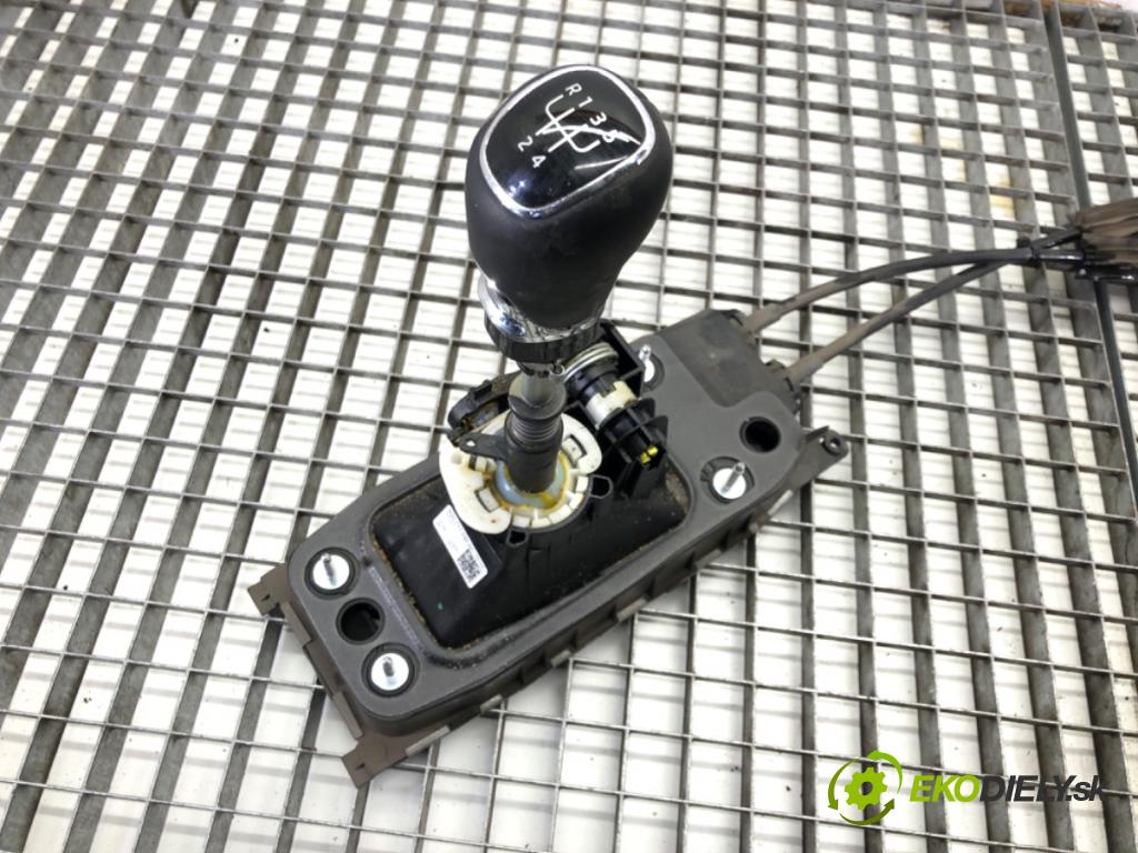 SKODA OCTAVIA III (5E3, NL3, NR3) 2012 - 2022    1.6 TDI 81 kW [110 KM] olej napędowy 2013 - 2022  Kulisa 5Q0711049AP (Rýchlostné páky / kulisy)