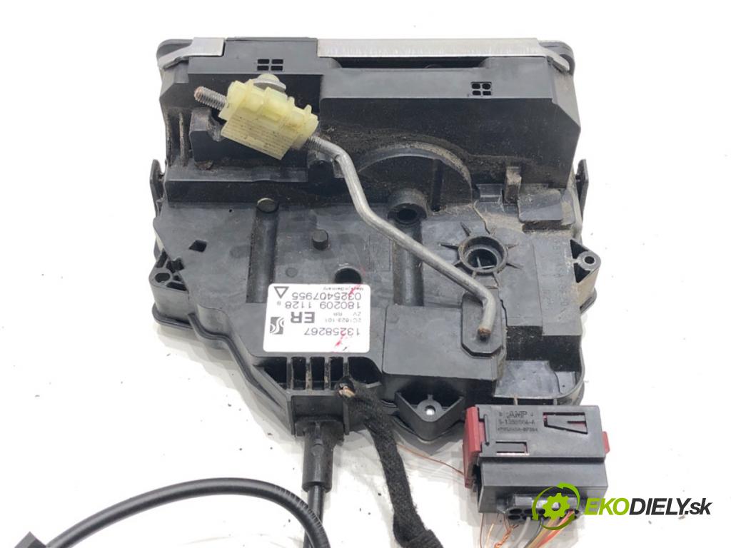 OPEL CORSA D (S07) 2006 - 2014    1.2 (L08, L68) 59 kW [80 KM] benzyna 2006 - 2014  zámok dveře pravý zadní část 13258267