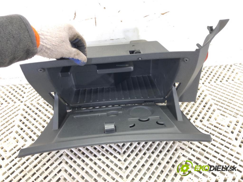 OPEL CORSA D (S07) 2006 - 2014    1.2 (L08, L68) 59 kW [80 KM] benzyna 2006 - 2014  Priehradka, kastlík spolujazdca 13205097 (Priehradky, kastlíky)