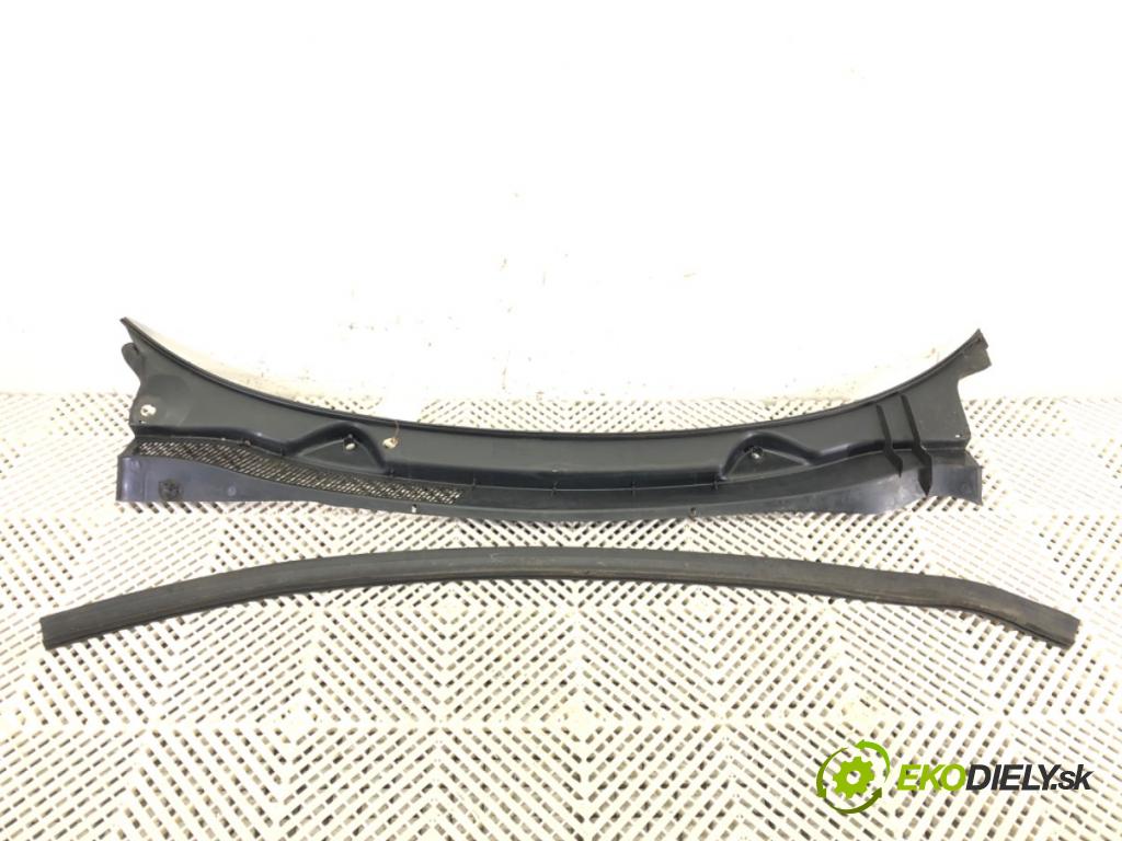 OPEL CORSA D (S07) 2006 - 2014    1.2 (L08, L68) 59 kW [80 KM] benzyna 2006 - 2014  Torpédo, plast pod čelné okno 13203618 (Torpéda)