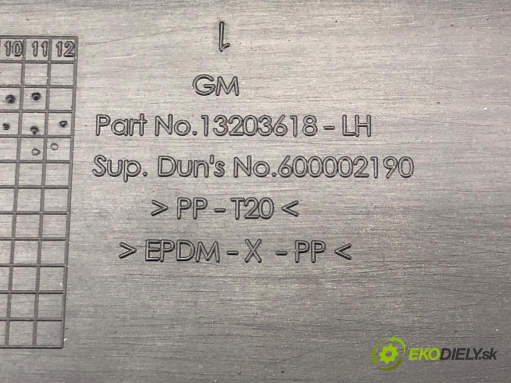 OPEL CORSA D (S07) 2006 - 2014    1.2 (L08, L68) 59 kW [80 KM] benzyna 2006 - 2014  Torpédo, plast pod čelné okno 13203618 (Torpéda)