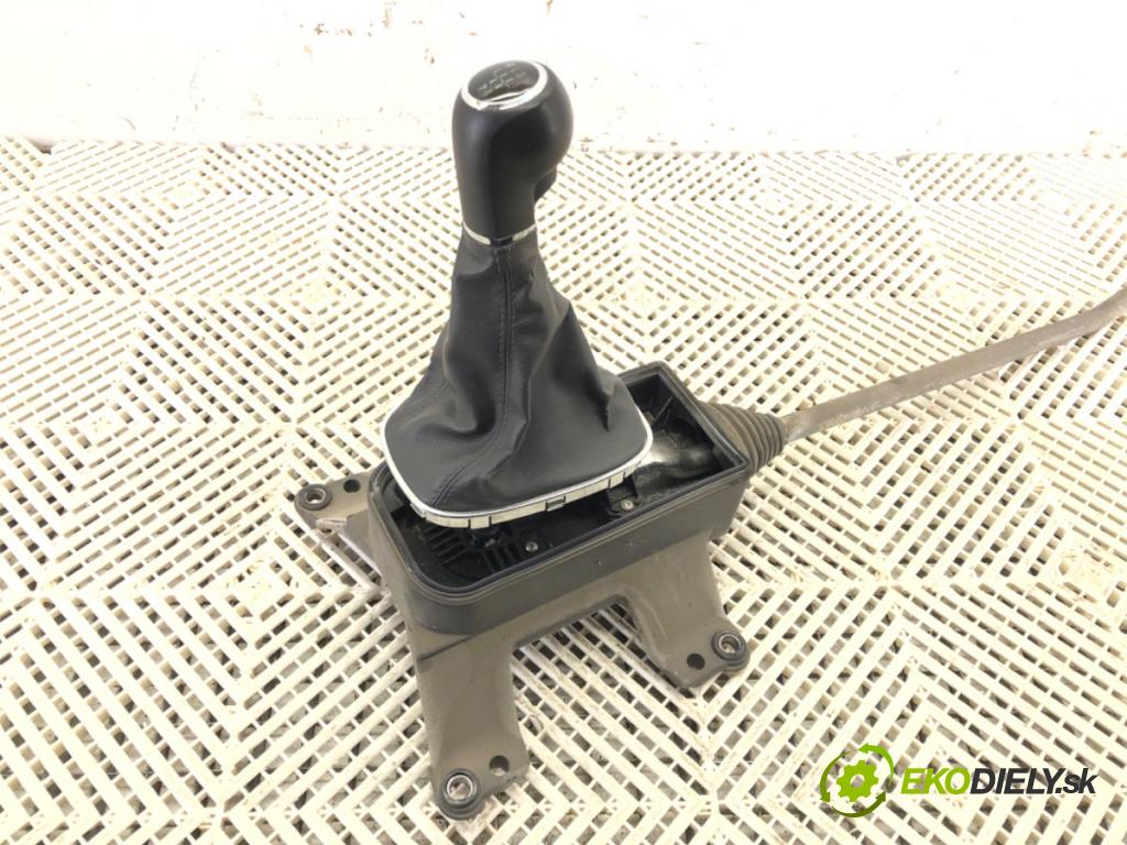 OPEL CORSA D (S07) 2006 - 2014    1.2 (L08, L68) 59 kW [80 KM] benzyna 2006 - 2014  Kulisa  (Rýchlostné páky / kulisy)