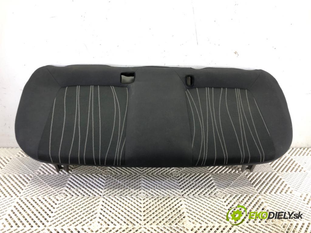 OPEL CORSA D (S07) 2006 - 2014    1.2 (L08, L68) 59 kW [80 KM] benzyna 2006 - 2014  Sedadlo druhý rad