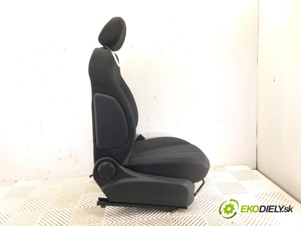 OPEL CORSA D (S07) 2006 - 2014    1.2 (L08, L68) 59 kW [80 KM] benzyna 2006 - 2014  Sedadlo pravy predný