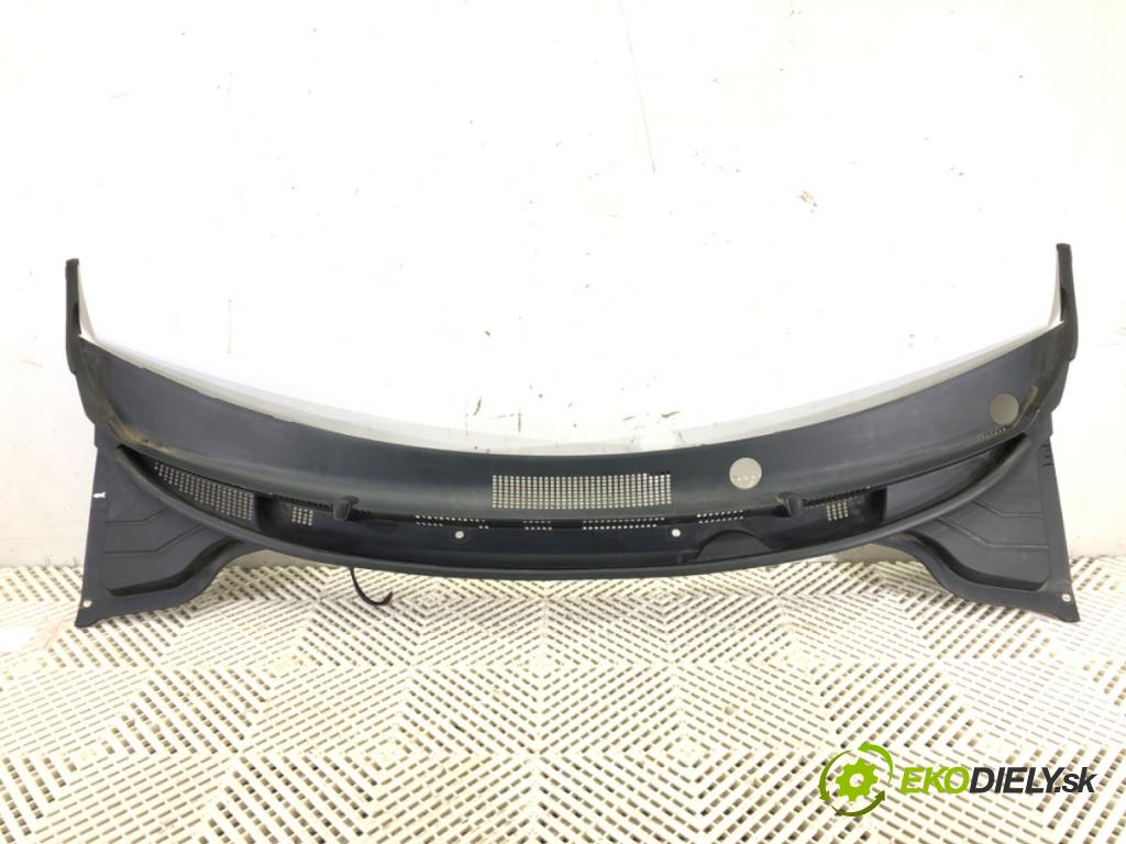 KIA RIO IV (YB, SC, FB) 2017 - 2022    1.2 CVVT 62 kW [84 KM] benzyna 2020 - 2022  Torpédo, plast pod čelné okno 86150-H8000 (Torpéda)