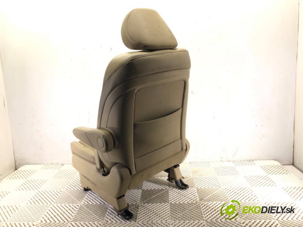 HONDA CR-V III (RE_) 2006 - 2022    2.0 i-VTEC (RE5, RE1) 110 kW [150 KM] benzyna 2007 - 2012  Sedadlo pravy predný