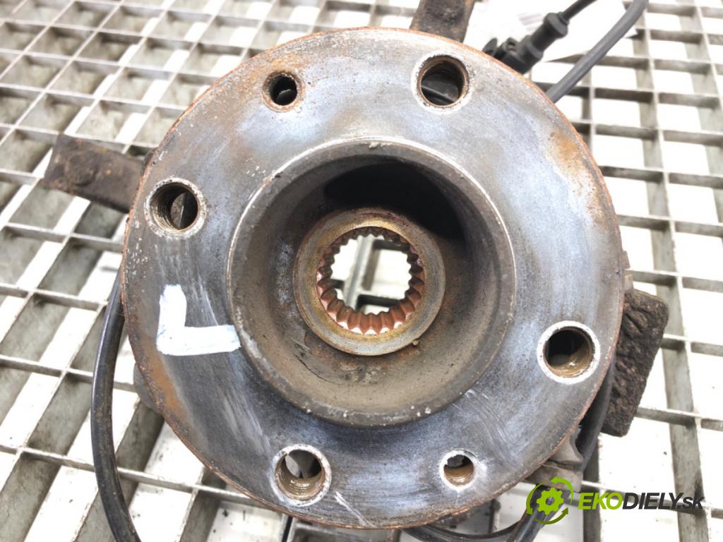 NISSAN MICRA III (K12) 2002 - 2010    1.5 dCi 63 kW [86 KM] olej napędowy 2005 - 2010  náboj ľavy predný