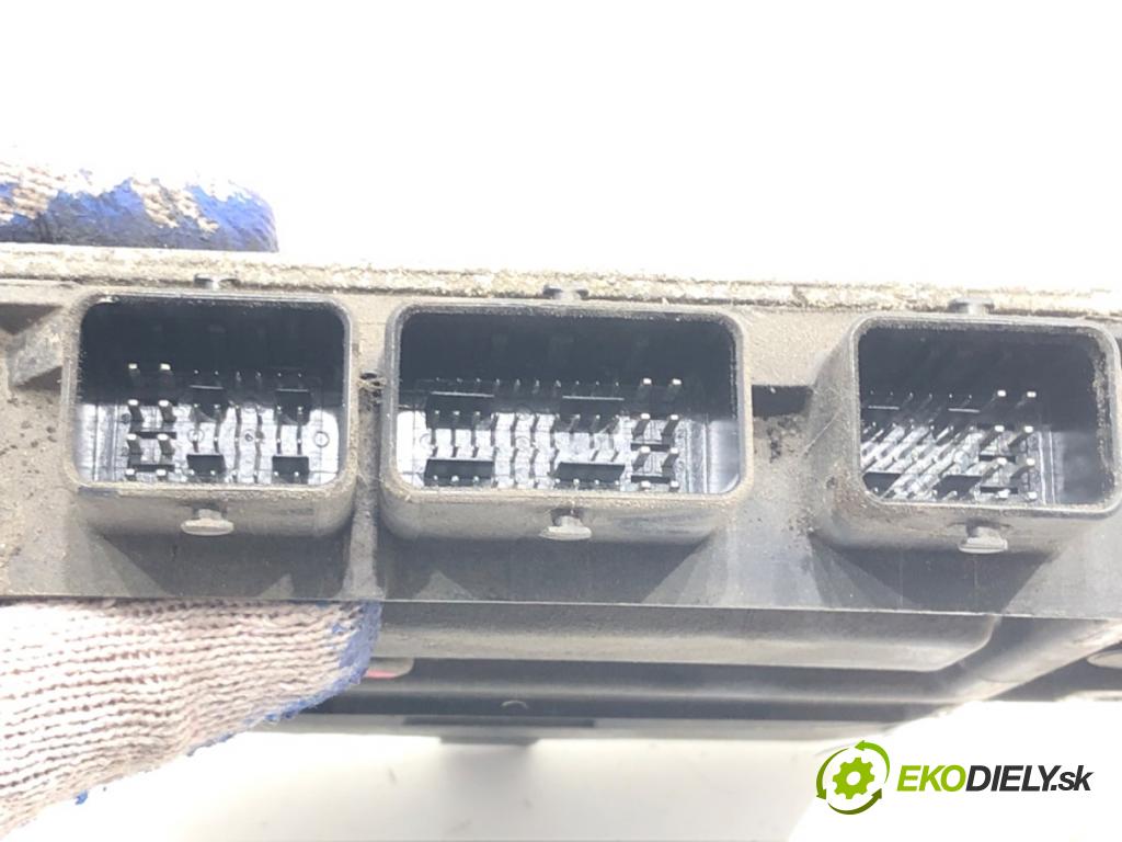 NISSAN MICRA III (K12) 2002 - 2010    1.5 dCi 63 kW [86 KM] olej napędowy 2005 - 2010  riadiaca jednotka Motor 8200399038 (Riadiace jednotky)