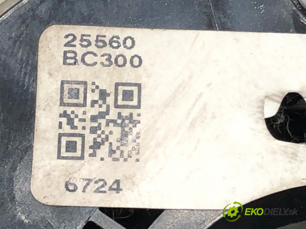 NISSAN MICRA III (K12) 2002 - 2010    1.5 dCi 63 kW [86 KM] olej napędowy 2005 - 2010  Prepínač kombinovaný 25560BC300 (Prepínače, spínače, tlačidlá a ovládače kúrenia)