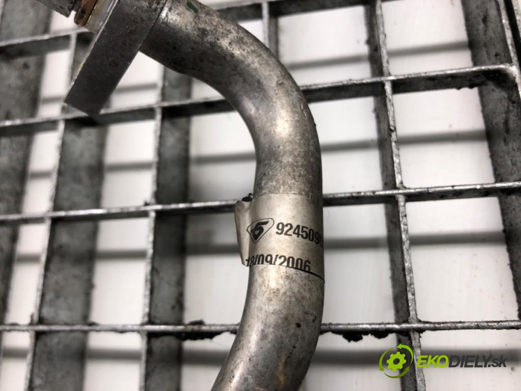 NISSAN MICRA III (K12) 2002 - 2010    1.5 dCi 63 kW [86 KM] olej napędowy 2005 - 2010  rúrka klimatizácie 924509U20A (Rúrka klimatizácie)