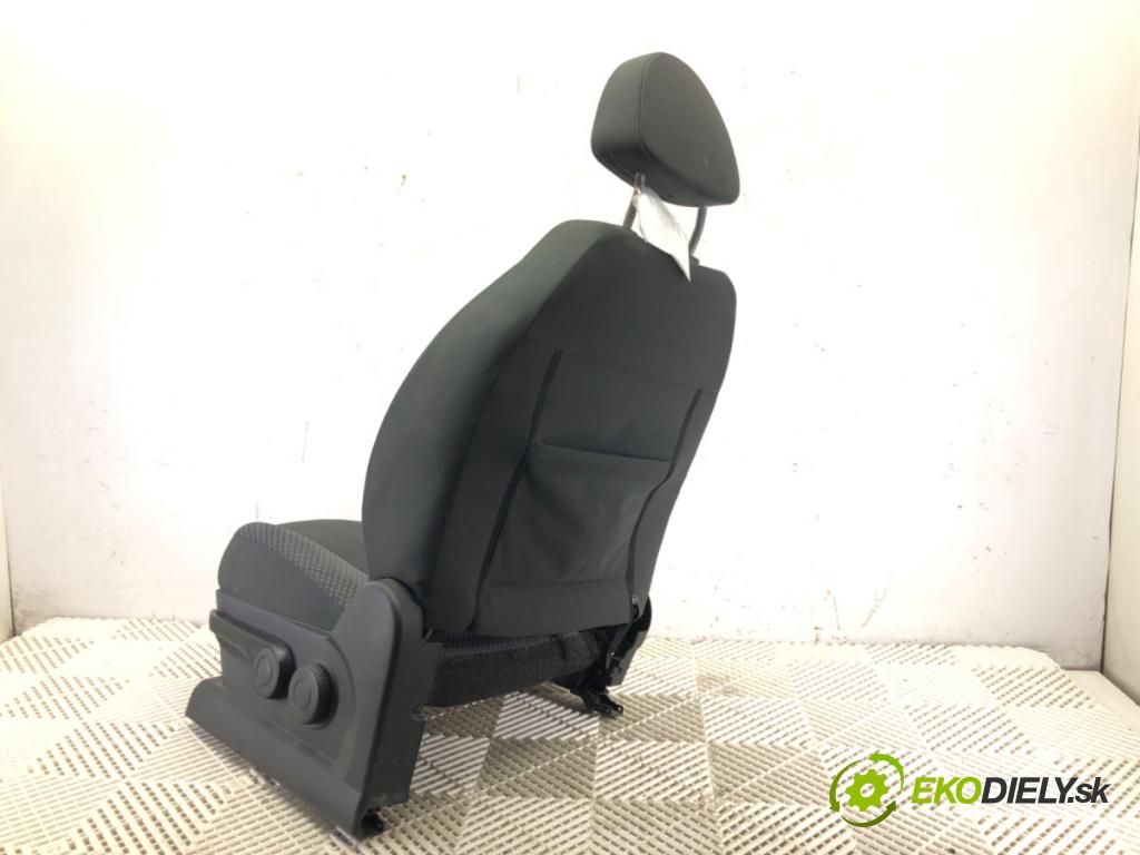 NISSAN MICRA III (K12) 2002 - 2010    1.5 dCi 63 kW [86 KM] olej napędowy 2005 - 2010  Sedadlo ľavy predný