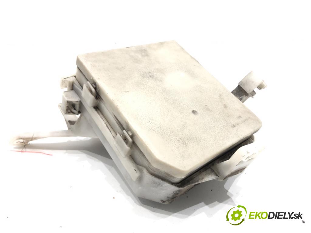 NISSAN MICRA III (K12) 2002 - 2010    1.5 dCi 63 kW [86 KM] olej napędowy 2005 - 2010  Modul UCH 284B7AX62A (Ostatné)