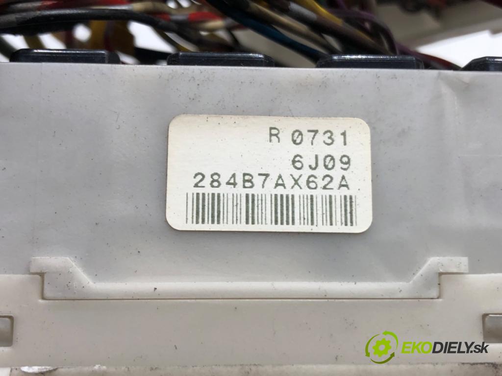 NISSAN MICRA III (K12) 2002 - 2010    1.5 dCi 63 kW [86 KM] olej napędowy 2005 - 2010  Modul UCH 284B7AX62A (Ostatné)