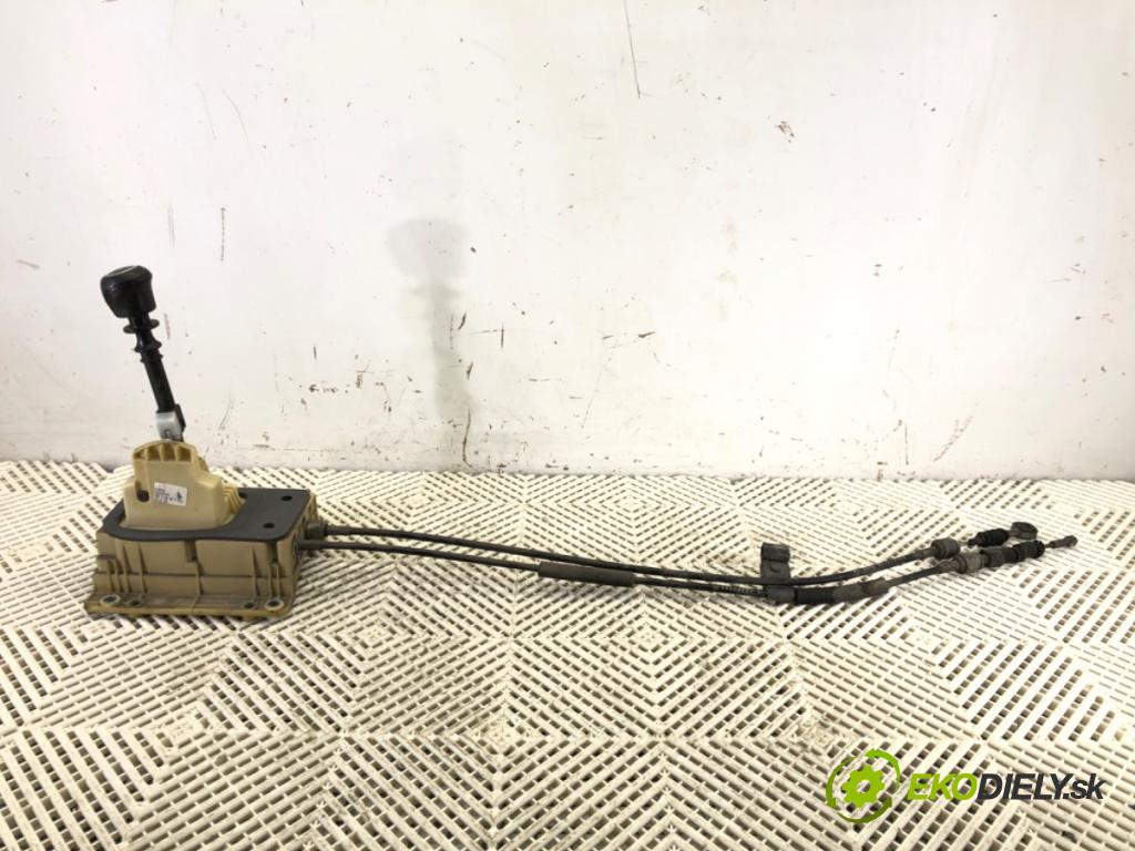 FIAT BRAVO II (198_) 2006 - 2022    1.9 D Multijet (198AXB1A) 88 kW [120 KM] olej napędowy 2007 - 2014  Kulisa 553499490 (Rýchlostné páky / kulisy)