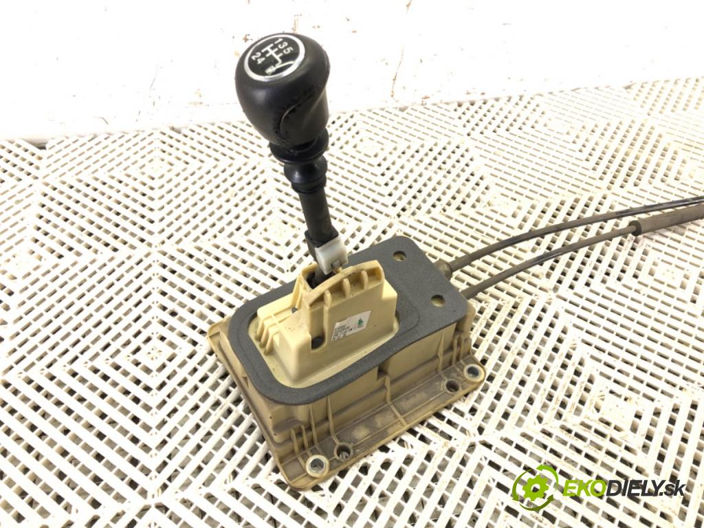 FIAT BRAVO II (198_) 2006 - 2022    1.9 D Multijet (198AXB1A) 88 kW [120 KM] olej napędowy 2007 - 2014  Kulisa 553499490 (Rýchlostné páky / kulisy)