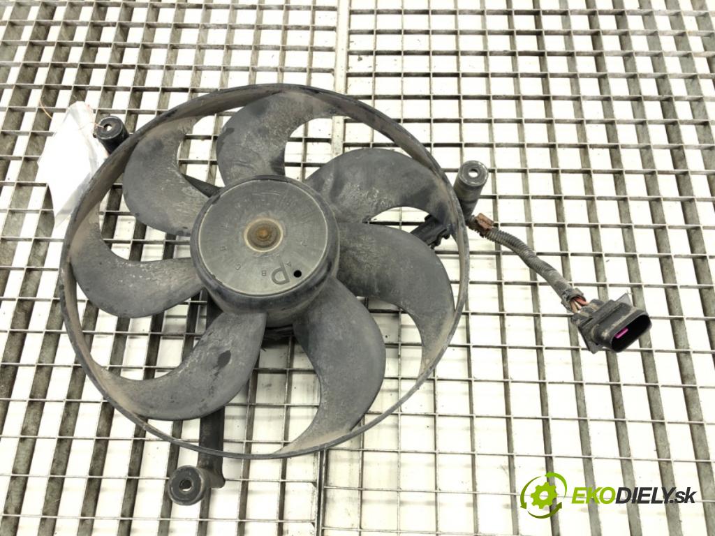 SEAT LEON (1M1) 1999 - 2006    1.6 16 V 77 kW [105 KM] benzyna 2000 - 2006  ventilátor chladiče 1J0959455F (Ventilátory)