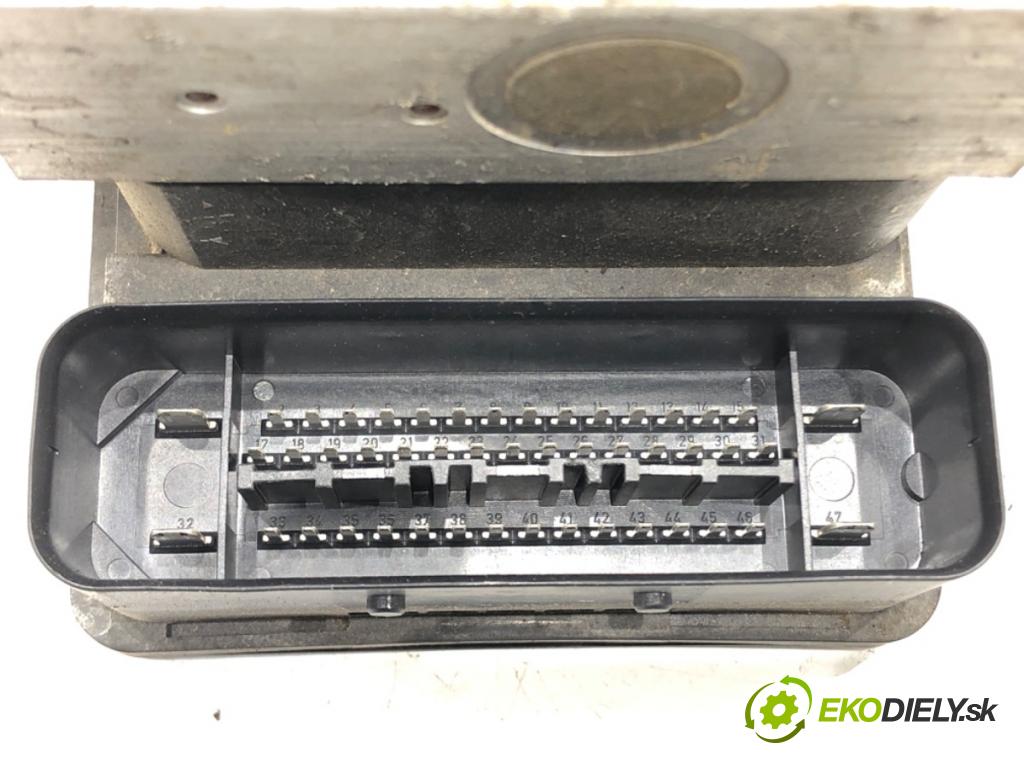 SEAT LEON (1M1) 1999 - 2006    1.6 16 V 77 kW [105 KM] benzyna 2000 - 2006  Pumpa ABS 1C0907379J (Pumpy ABS)