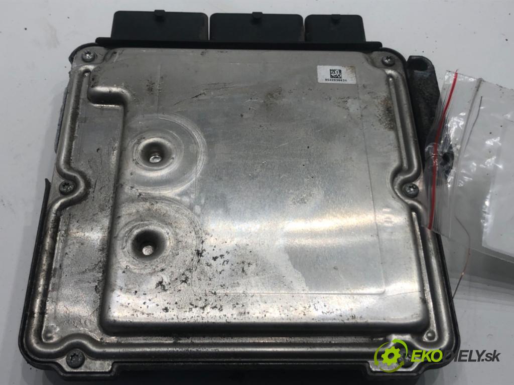 RENAULT TRAFIC III Autobus (JG_) 2014 - 2022    1.6 dCi 115 (JGMD) 85 kW [116 KM] olej napędowy 2014 - 2022  riadiaca jednotka Motor 237103888R (Riadiace jednotky)