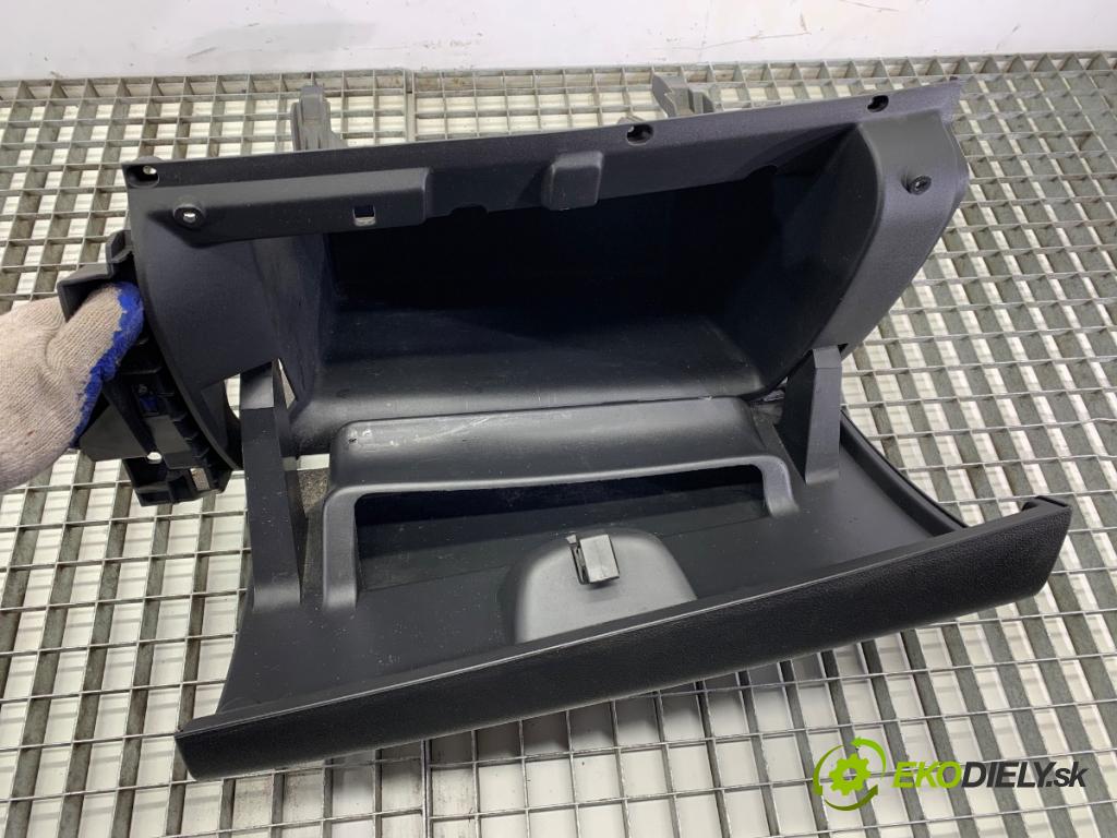 RENAULT TRAFIC III Autobus (JG_) 2014 - 2022    1.6 dCi 115 (JGMD) 85 kW [116 KM] olej napędowy 2014 - 2022  Priehradka, kastlík spolujazdca  (Priehradky, kastlíky)