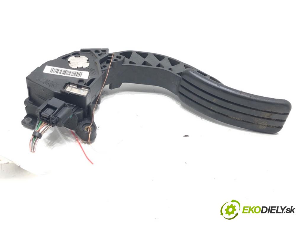 RENAULT TRAFIC III Autobus (JG_) 2014 - 2022    1.6 dCi 115 (JGMD) 85 kW [116 KM] olej napędowy 2014 - 2022  Potenciometer plynu 180020024R (Pedále)