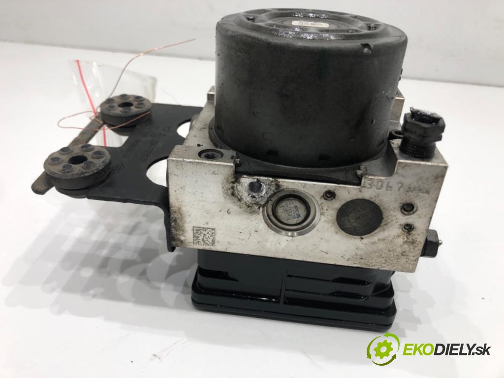 RENAULT TRAFIC III Autobus (JG_) 2014 - 2022    1.6 dCi 115 (JGMD) 85 kW [116 KM] olej napędowy 2014 - 2022  Pumpa ABS 476605919R (Pumpy ABS)