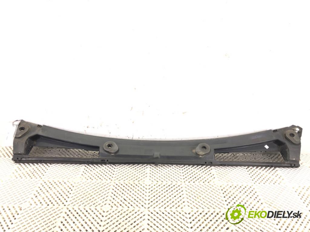 RENAULT TRAFIC III Autobus (JG_) 2014 - 2022    1.6 dCi 115 (JGMD) 85 kW [116 KM] olej napędowy 2014 - 2022  Torpédo, plast pod čelné okno  (Torpéda)