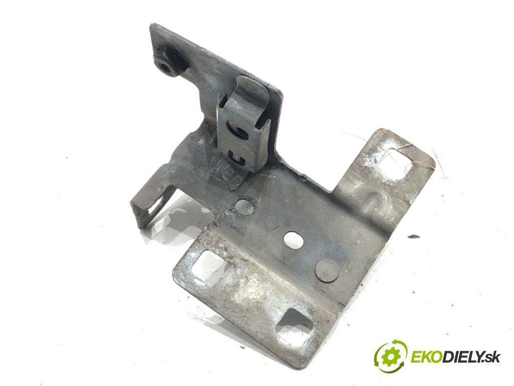 RENAULT TRAFIC III Autobus (JG_) 2014 - 2022    1.6 dCi 115 (JGMD) 85 kW [116 KM] olej napędowy 2014 - 2022  držák uchycení blatníka pravý přední část 7993R