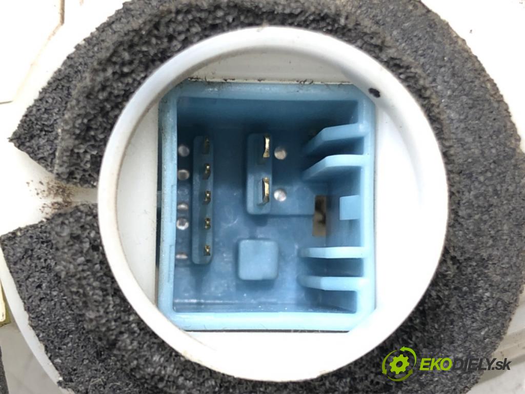HONDA CR-V III (RE_) 2006 - 2022    2.0 i-VTEC (RE5, RE1) 110 kW [150 KM] benzyna 2007 - 2012  zámok dveře levý přední část 72151-SWA-G1