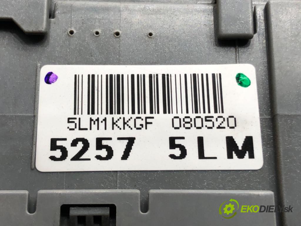 HONDA CR-V III (RE_) 2006 - 2022    2.0 i-VTEC (RE5, RE1) 110 kW [150 KM] benzyna 2007 - 2012  skříňka poistková 52575LM (Pojistkové skříňky)
