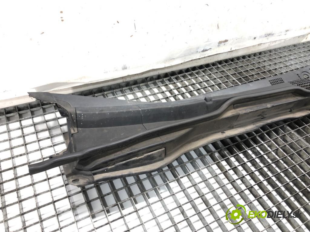 HONDA CR-V III (RE_) 2006 - 2022    2.0 i-VTEC (RE5, RE1) 110 kW [150 KM] benzyna 2007 - 2012  Torpédo, plast pod čelné okno  (Torpéda)