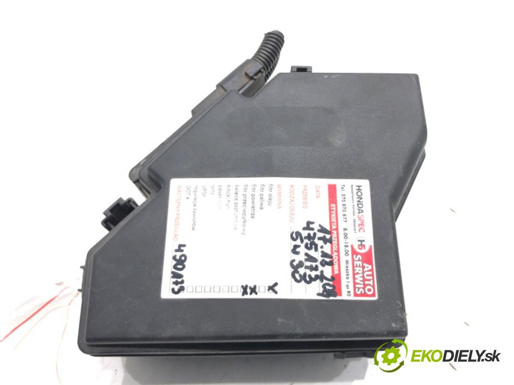 HONDA CR-V III (RE_) 2006 - 2022    2.0 i-VTEC (RE5, RE1) 110 kW [150 KM] benzyna 2007 - 2012  skříňka poistková SWA-0130 (Pojistkové skříňky)