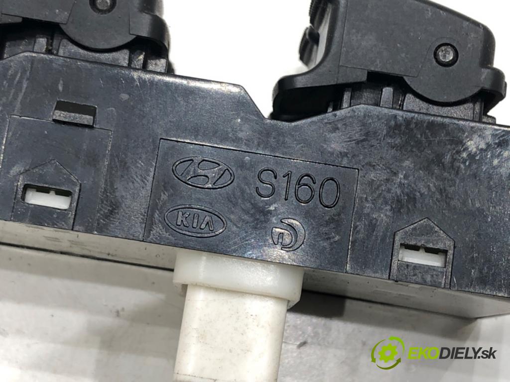 HYUNDAI i10 I (PA) 2007 - 2022    1.1 49 kW [67 KM] benzyna 2008 - 2013  Prepínač okien 202006774 (Prepínače, spínače, tlačidlá a ovládače kúrenia)