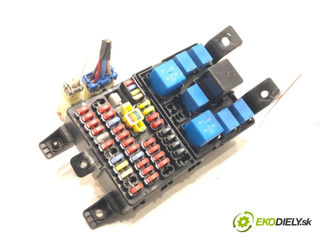 HYUNDAI i10 I (PA) 2007 - 2022    1.1 49 kW [67 KM] benzyna 2008 - 2013  modul BSI 91950-0X000 (Pojistkové skříňky)
