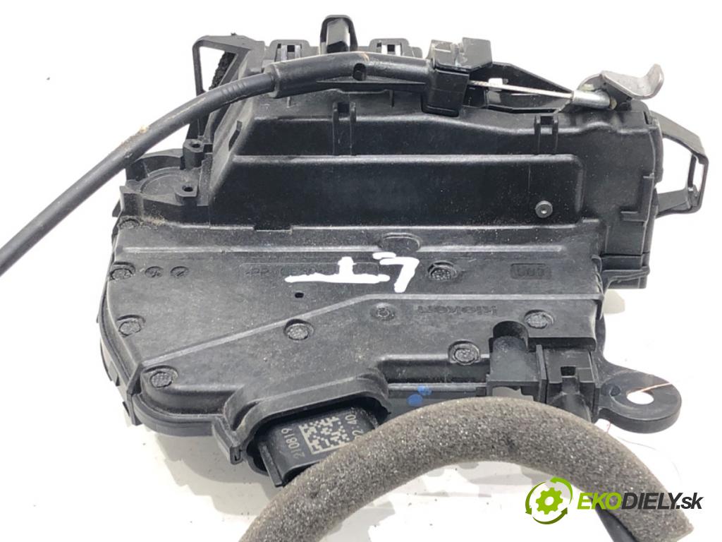 RENAULT CLIO V (B7_) 2019 - 2022    1.0 TCe 100 (B7MT) 74 kW [101 KM] benzyna 2019 - 2022  zámok dveře levý zadní část 825039554R