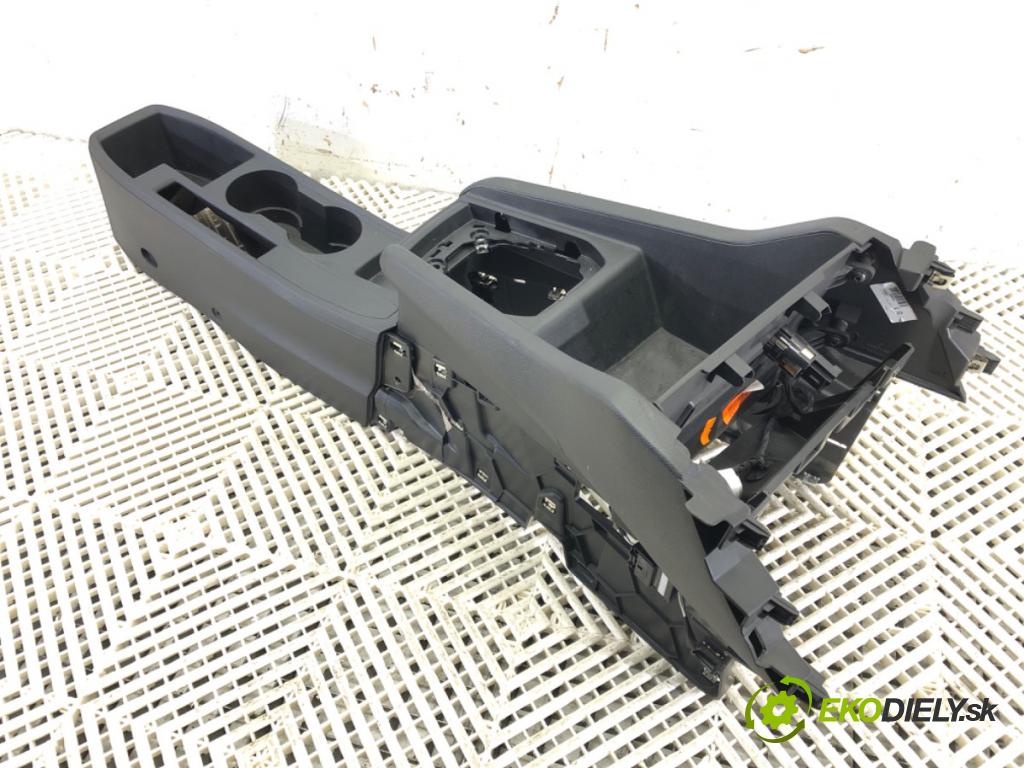 RENAULT CLIO V (B7_) 2019 - 2022    1.0 TCe 100 (B7MT) 74 kW [101 KM] benzyna 2019 - 2022  Tunel stredový  (Stredový tunel / panel)