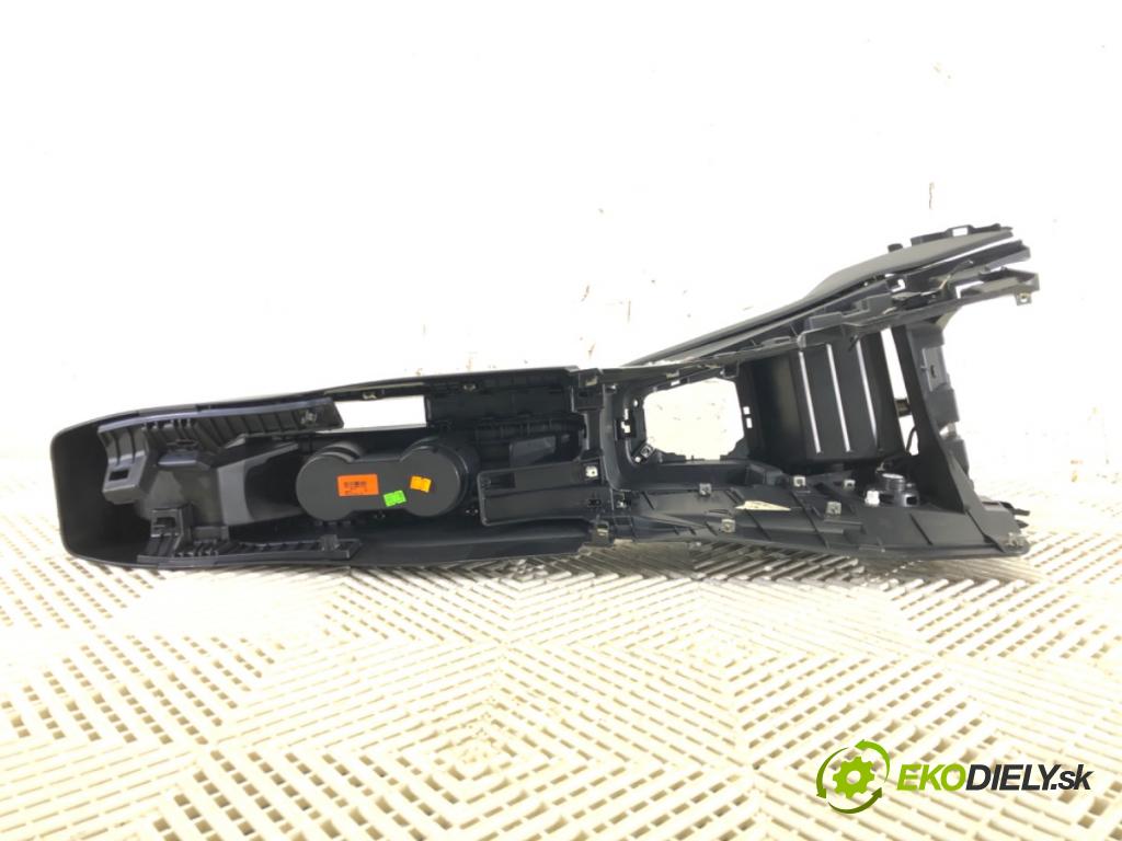 RENAULT CLIO V (B7_) 2019 - 2022    1.0 TCe 100 (B7MT) 74 kW [101 KM] benzyna 2019 - 2022  Tunel stredový  (Stredový tunel / panel)