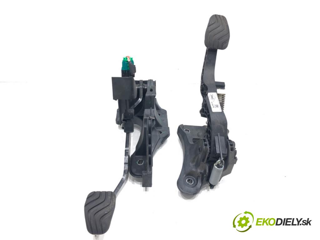 RENAULT CLIO V (B7_) 2019 - 2022    1.0 TCe 100 (B7MT) 74 kW [101 KM] benzyna 2019 - 2022  PEDÁL:  (Pedále)