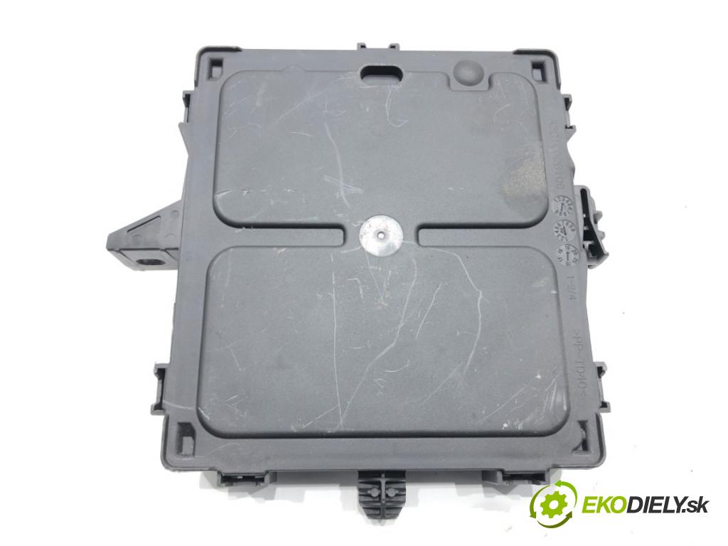 RENAULT CLIO V (B7_) 2019 - 2022    1.0 TCe 100 (B7MT) 74 kW [101 KM] benzyna 2019 - 2022  Modul BCM 284B19561R (Ostatné)