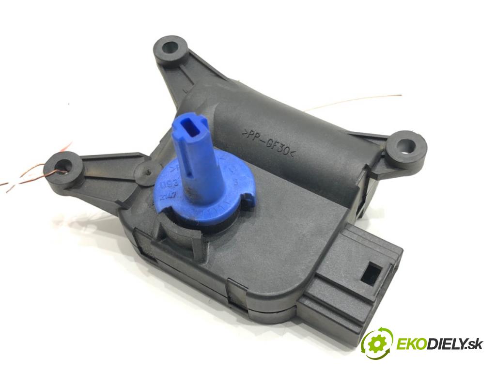 AUDI A4 B7 Avant (8ED) 2004 - 2008    1.9 TDI 85 kW [116 KM] olej napędowy 2004 - 2008  motorek topení 0132801305 (Motorky topení)