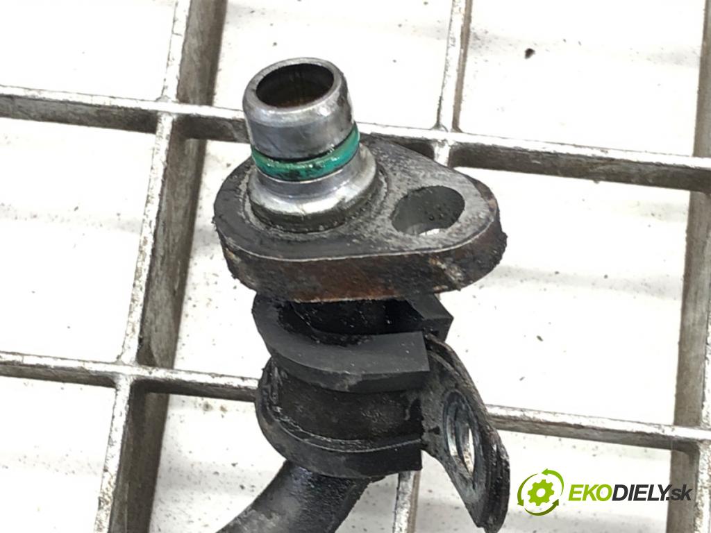 VOLVO XC90 I (275) 2002 - 2015    D5 AWD 136 kW [185 KM] olej napędowy 2005 - 2010  hadica servočerpadlo  (Rúrka/hadica servočerpadla)