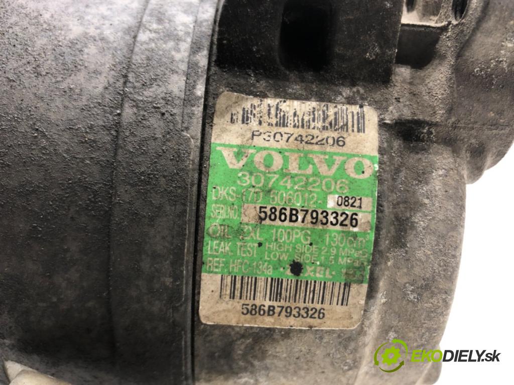 VOLVO XC90 I (275) 2002 - 2015    D5 AWD 136 kW [185 KM] olej napędowy 2005 - 2010  Kompresor klimatizácie 30742206 (Kompresory klimatizácie)