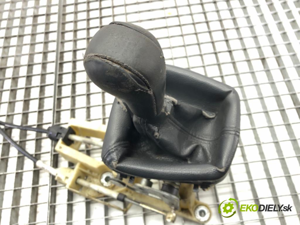 VOLVO XC90 I (275) 2002 - 2015    D5 AWD 136 kW [185 KM] olej napędowy 2005 - 2010  Kulisa  (Rýchlostná páka (kulisa))