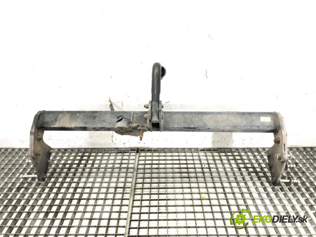 VOLVO XC90 I (275) 2002 - 2015    D5 AWD 136 kW [185 KM] olej napędowy 2005 - 2010  Hák tažné zařízení  (Tažná zařízení)