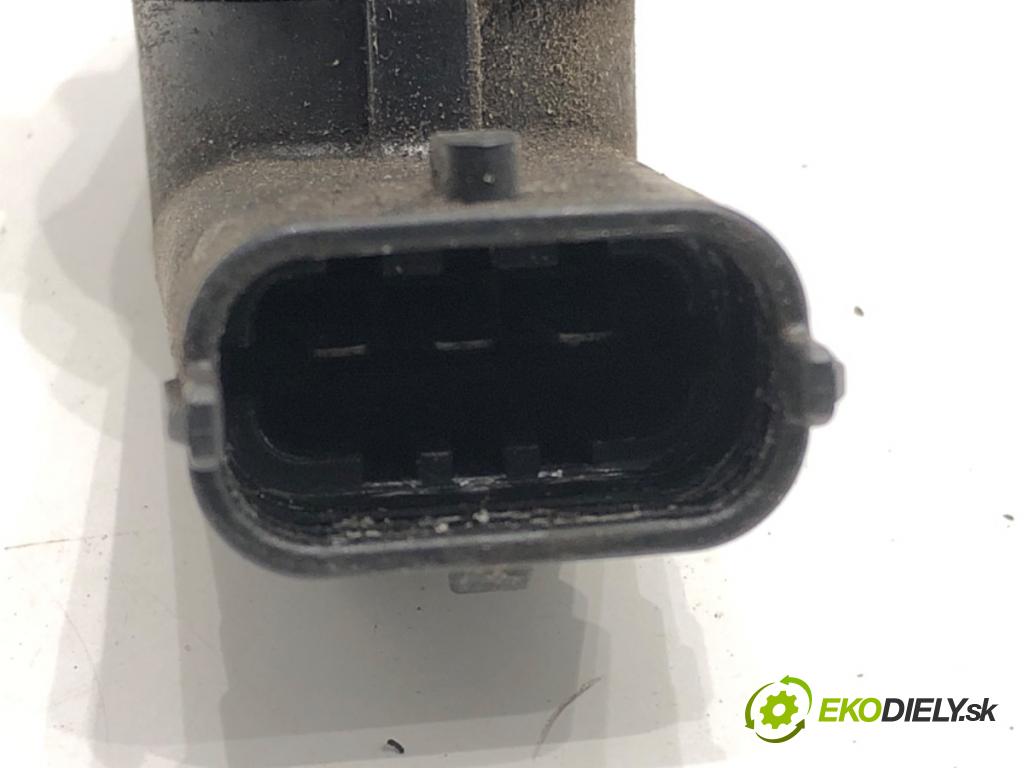 VOLVO XC90 I (275) 2002 - 2015    D5 AWD 136 kW [185 KM] olej napędowy 2005 - 2010  snímač pozice vačkového hřídele 8658726 (Snímače polohy kliky, vačky)