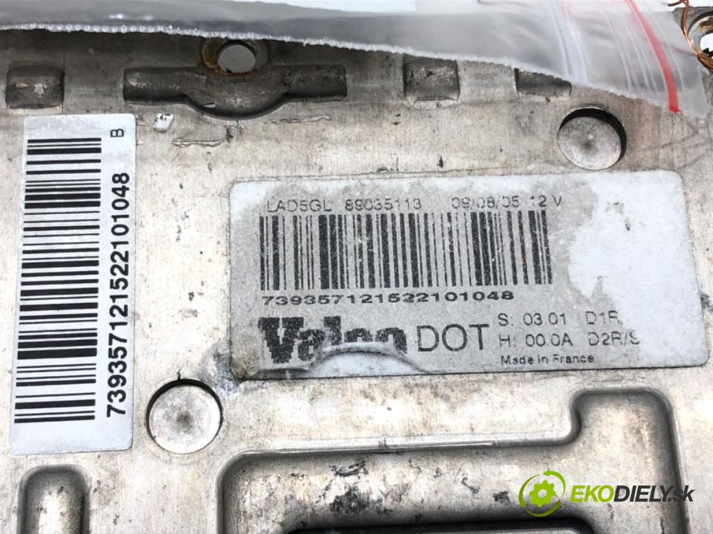 VOLVO XC90 I (275) 2002 - 2015    D5 AWD 136 kW [185 KM] olej napędowy 2005 - 2010  Menič XENON 89035113 (Riadiace jednotky xenónu)