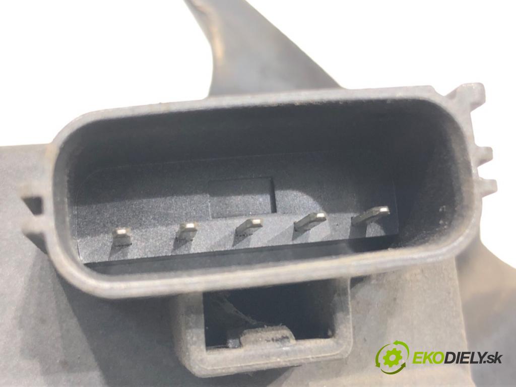 VOLVO XC90 I (275) 2002 - 2015    D5 AWD 136 kW [185 KM] olej napędowy 2005 - 2010  Nastavovač zvod, potrubie 30756100 (Ostatné)