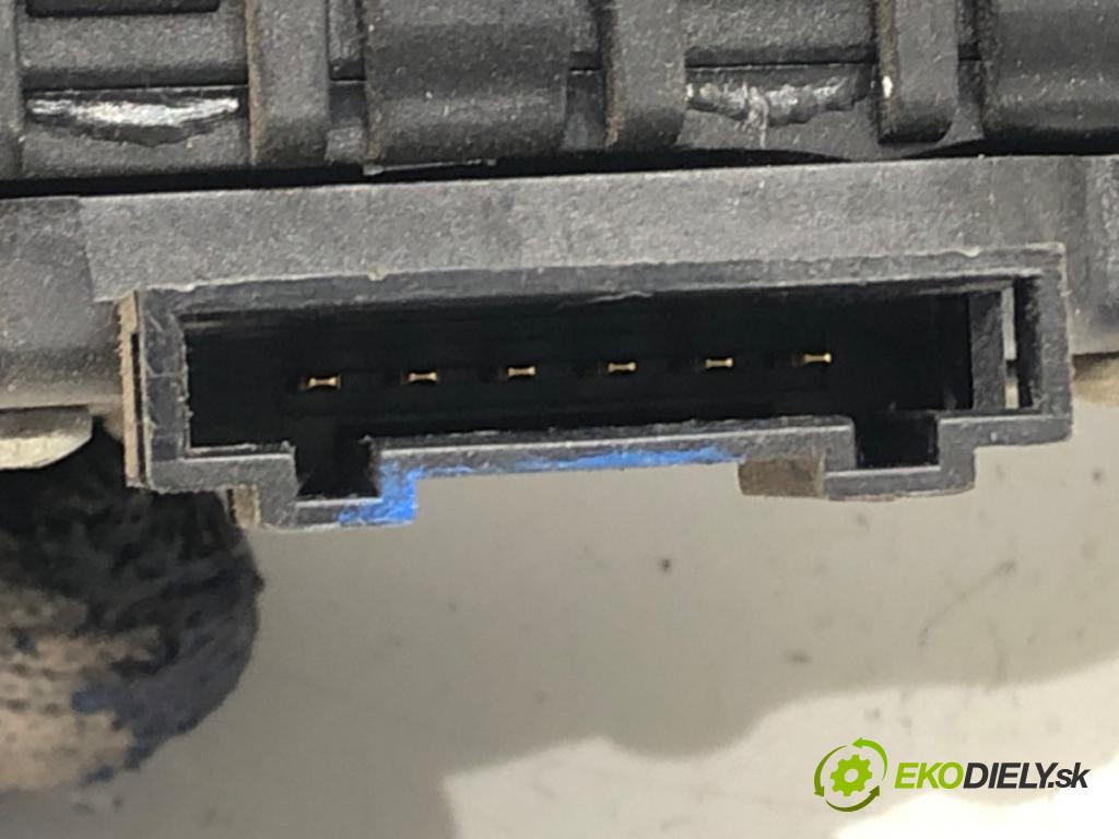 AUDI A4 B7 Avant (8ED) 2004 - 2008    2.0 TDI 103 kW [140 KM] olej napędowy 2004 - 2008  Potenciometer plynu 8E1723523G (Pedále)